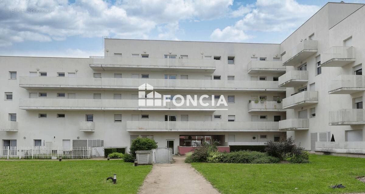 Appartement à EVRY