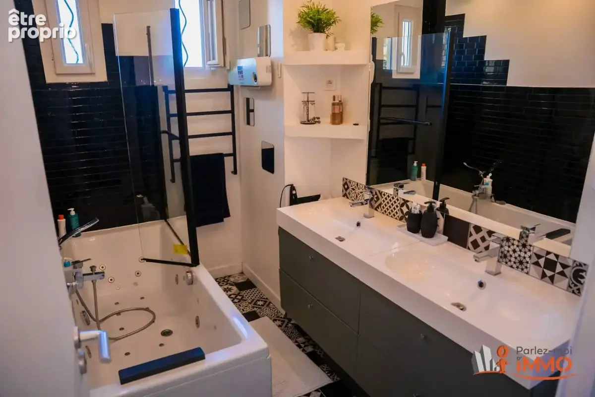 Maison 5 chambres, piscine, sauna et jacuzzi - photo 21