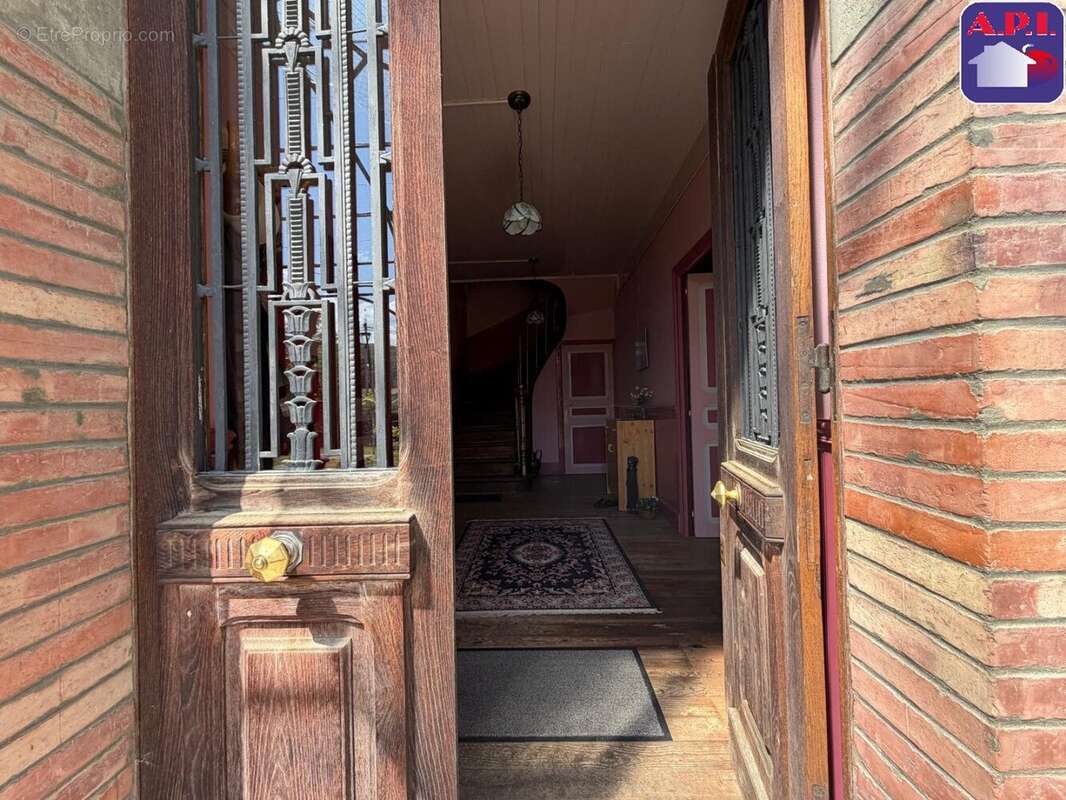 Maison à CRAMPAGNA