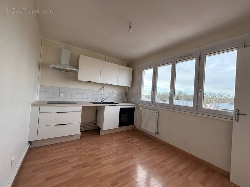 Appartement à CANTELEU
