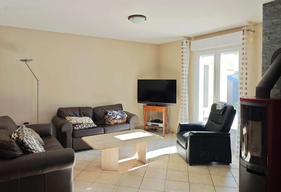 Maison 124 m² à Gex  - photo 6