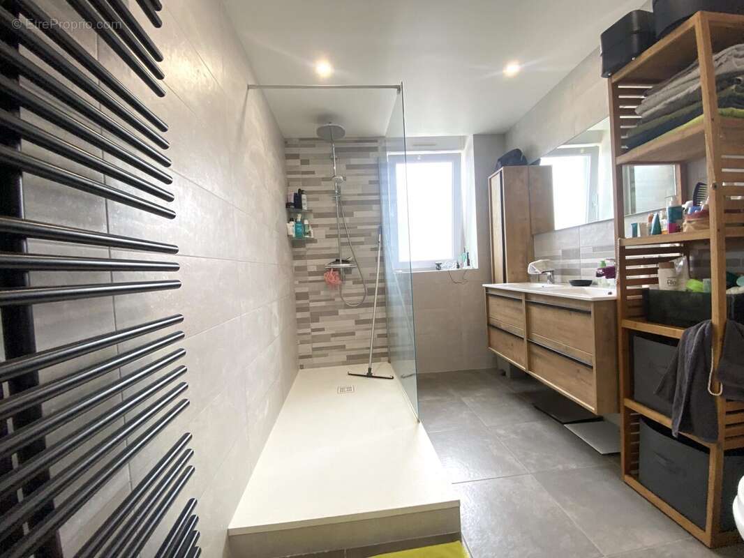 Maison 140 m² à Saint-Nazaire  - photo 8