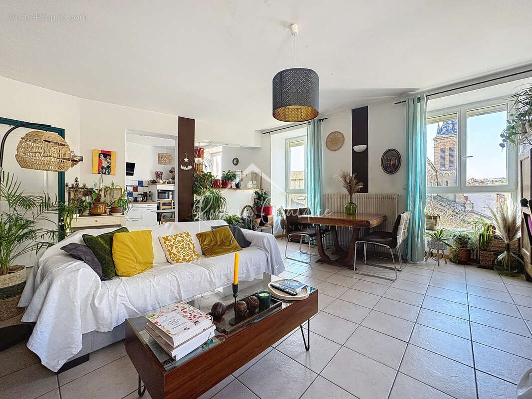 Appartement à MILLAU