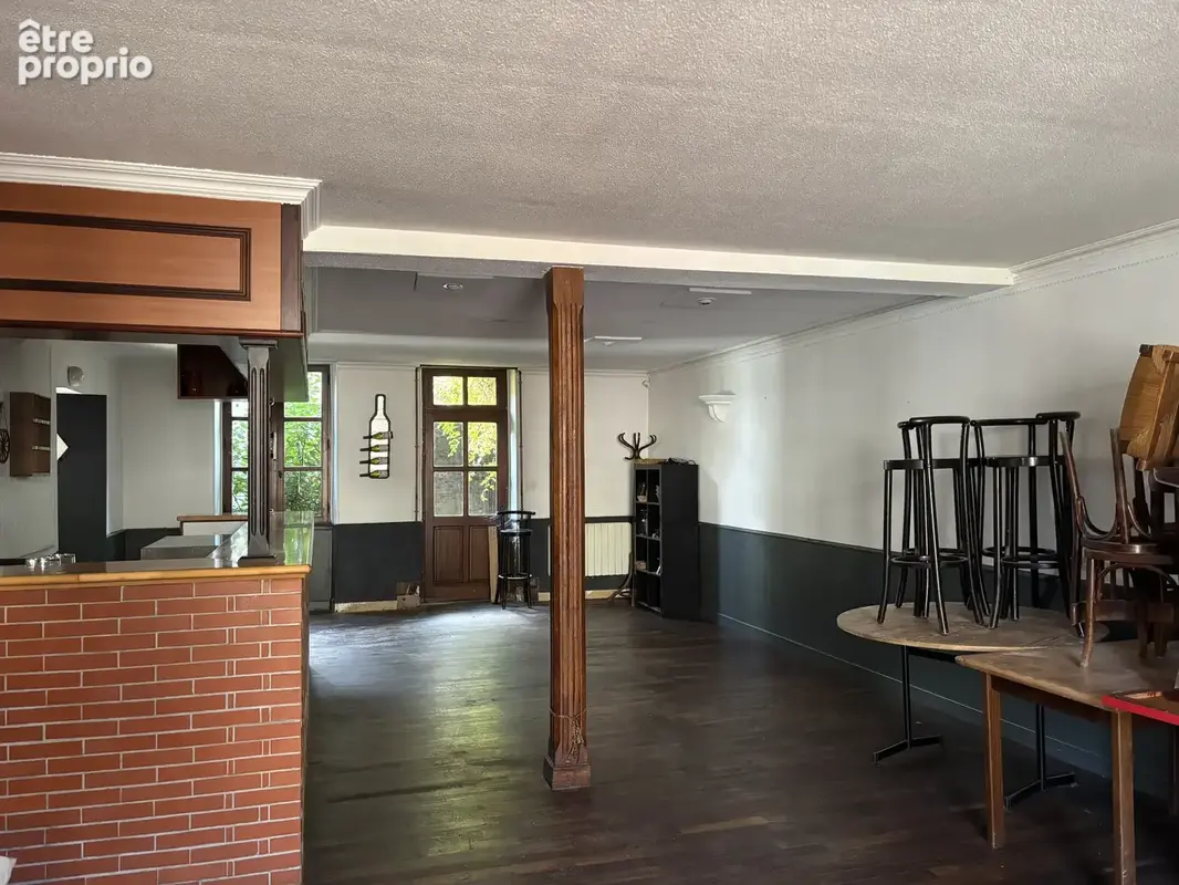 Cérilly   Ancienne auberge avec 296 m2 de surface habitable - photo 5