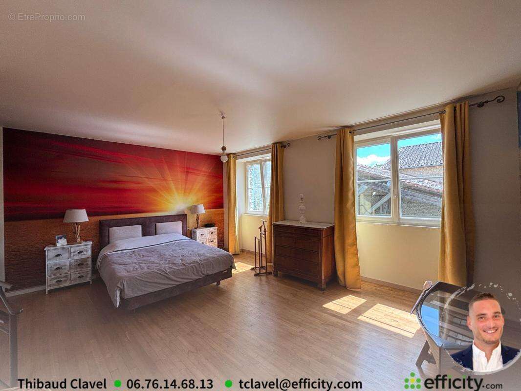 Maison à CHAMPNIERS