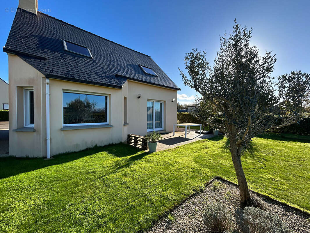 Maison à SAINT-RENAN