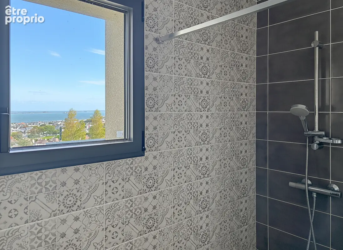 Maison contemporaine de 126m² avec vue imprenable sur la mer - photo 7
