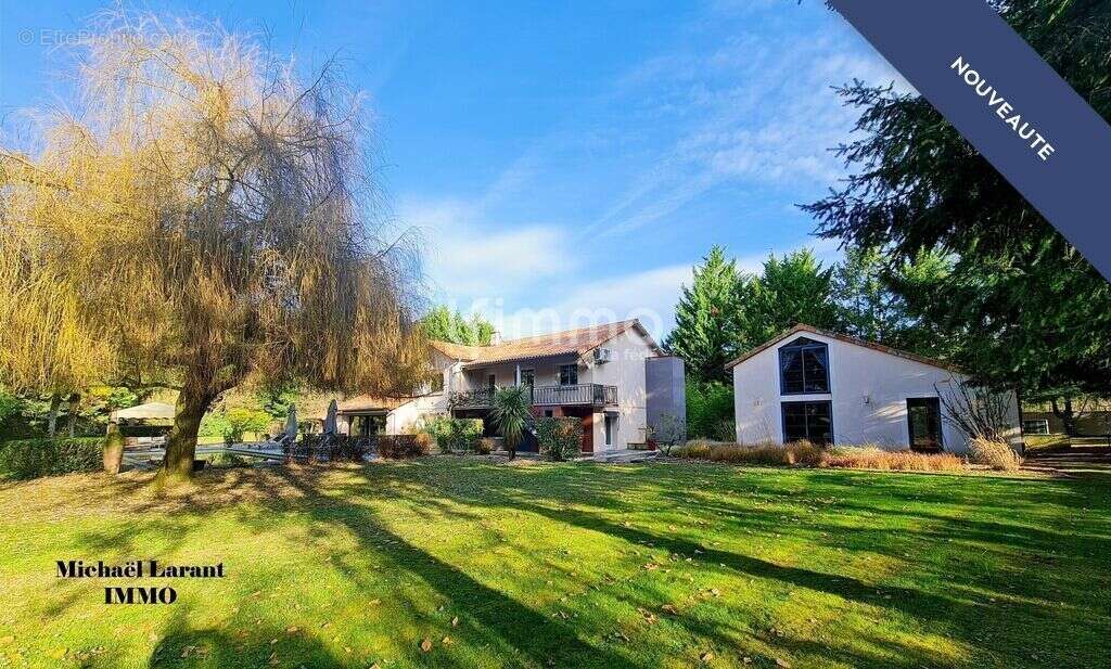 Maison à SAINT-GENEST-D&#039;AMBIERE