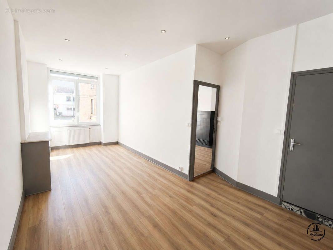 Appartement à SAINT-ETIENNE