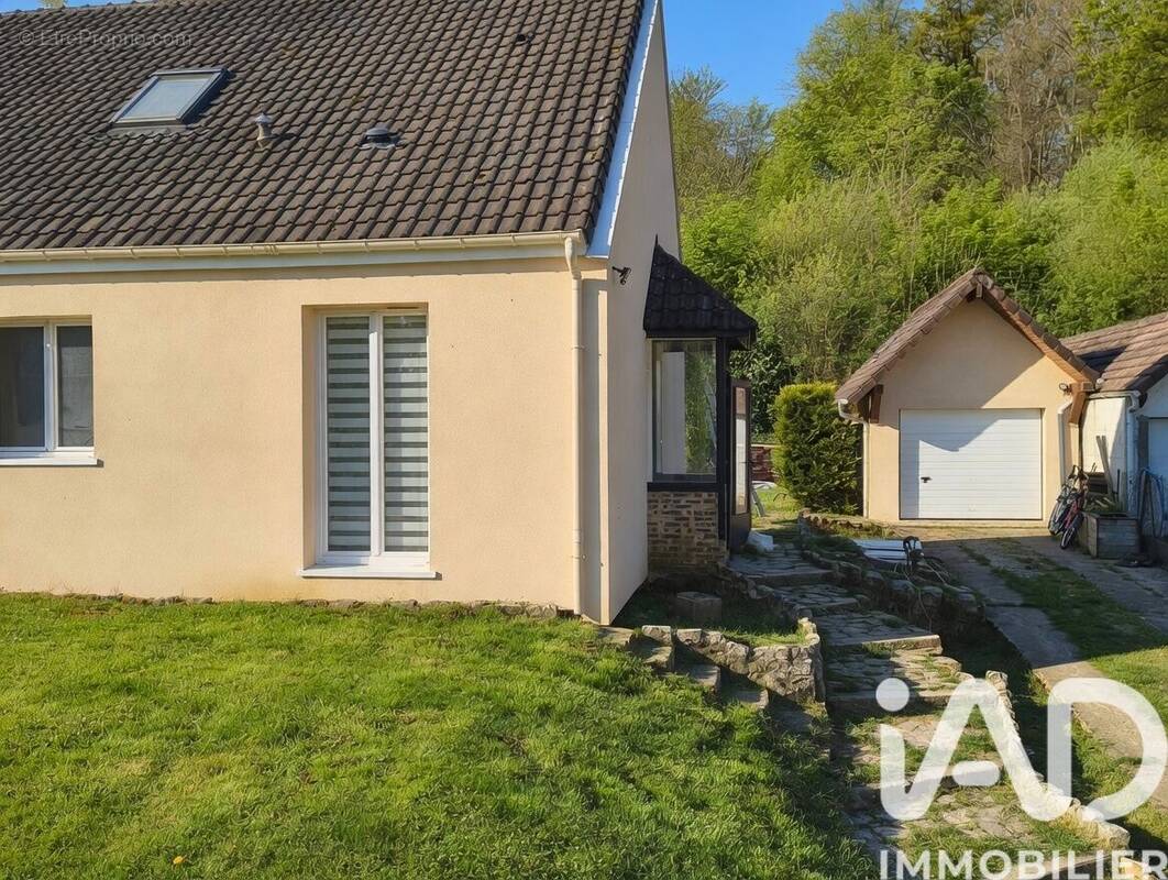 Photo 1 - Maison à SAINT-ARNOULT-EN-YVELINES