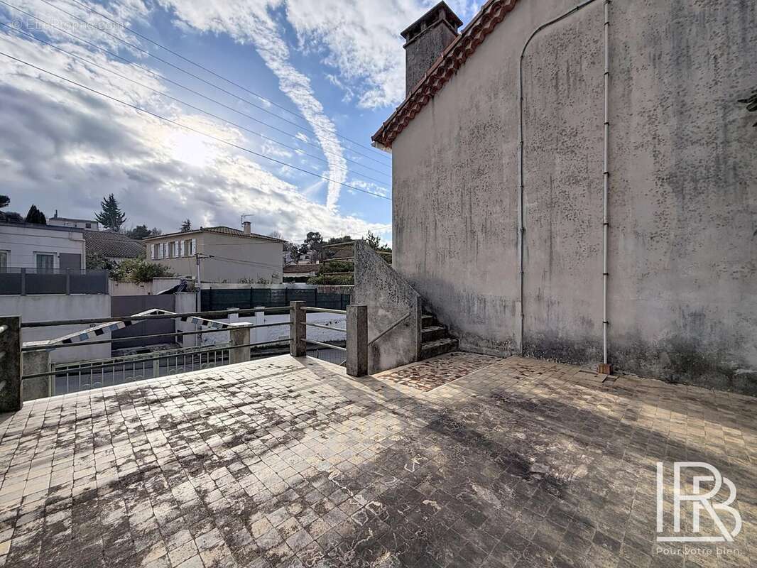 Appartement à MARSEILLE-11E