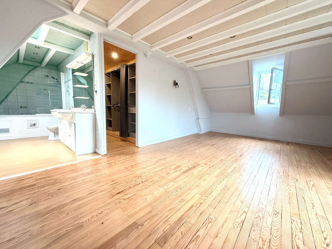 Maison à ADE