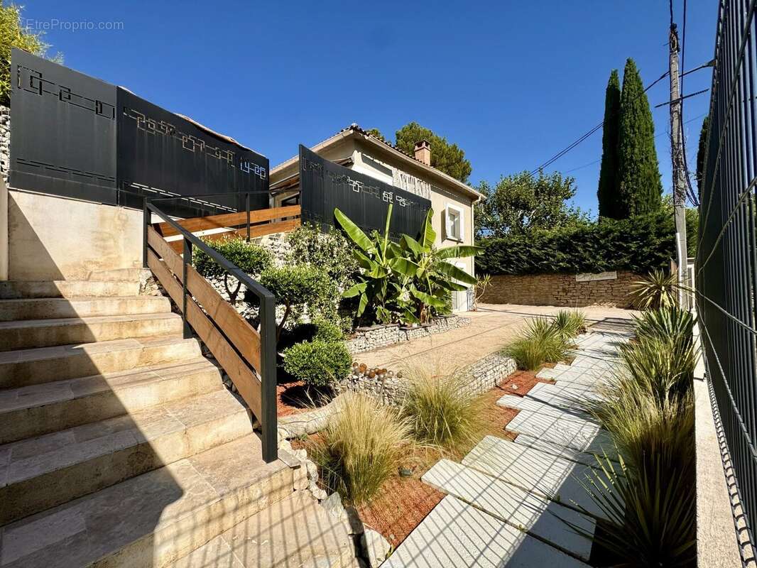 Maison 160 m² à Carpentras  - photo 4