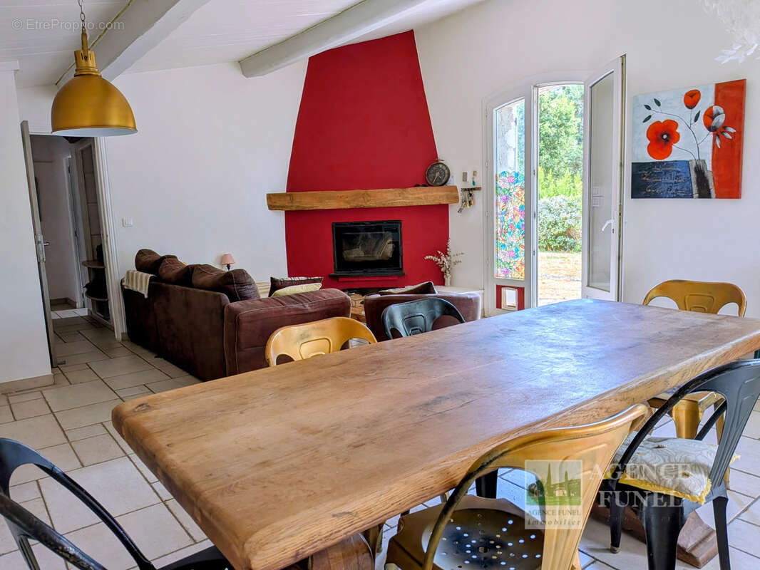 St Vallier-de-Thiey - Villa individuelle de plain-pied 4 chambres Terrain 1924 m2 - photo 12