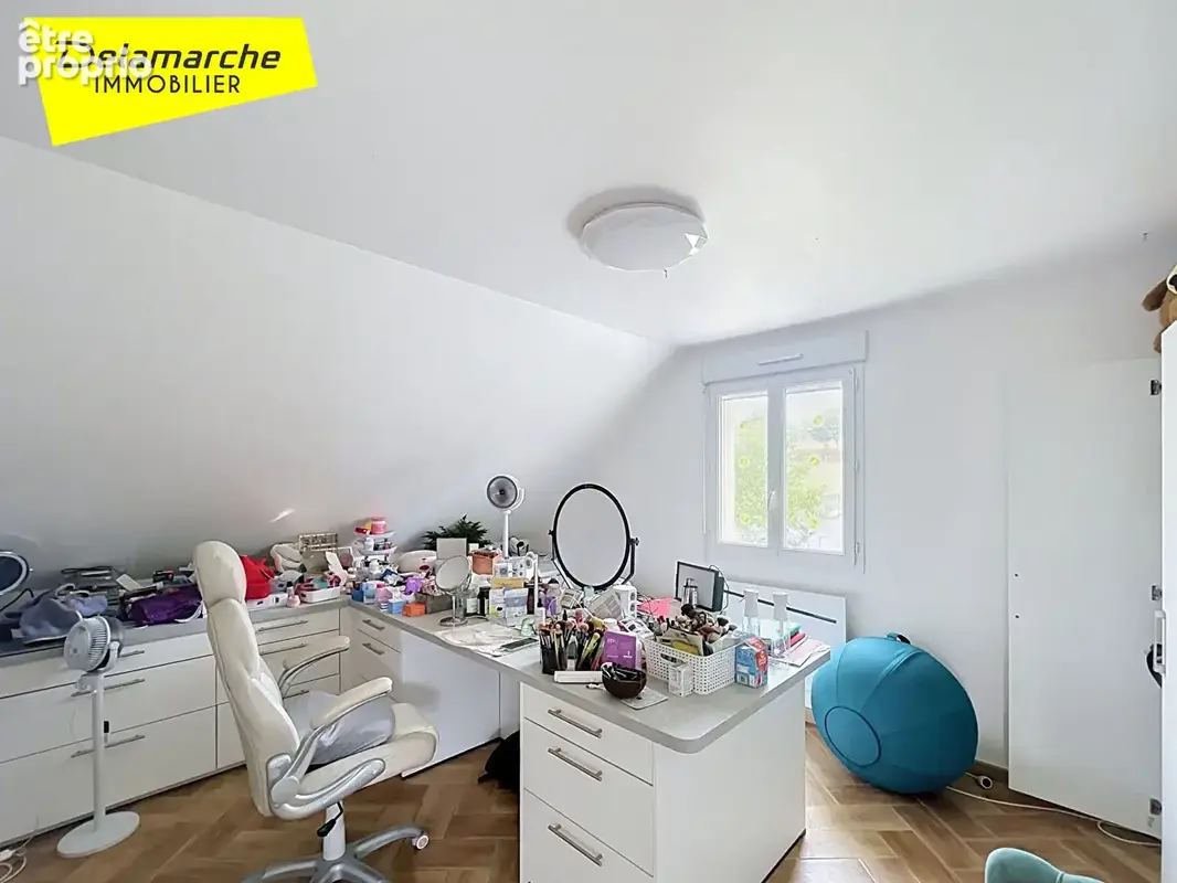 A vendre maison 7 min de ducey et 20 min d'avranches , proche a 84 155 m² habitables , 4 chambres , terrain 3344 m² - photo 9