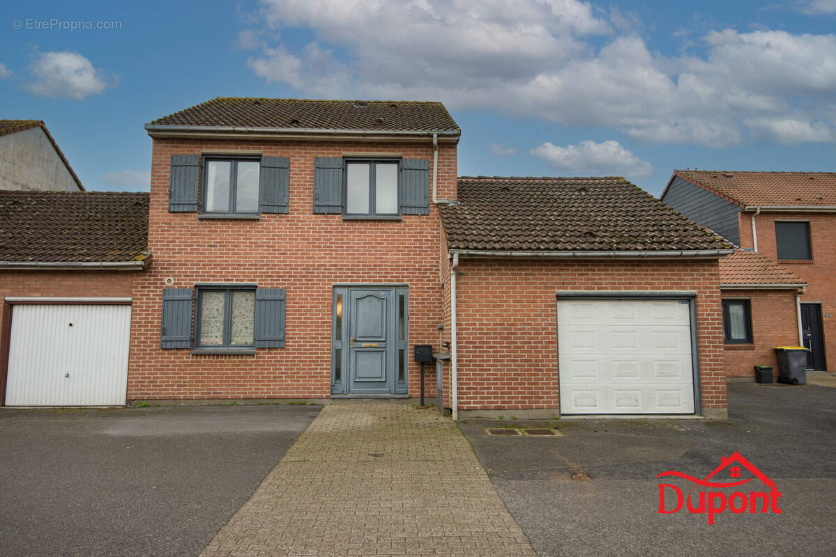 Maison à PETITE-FORET