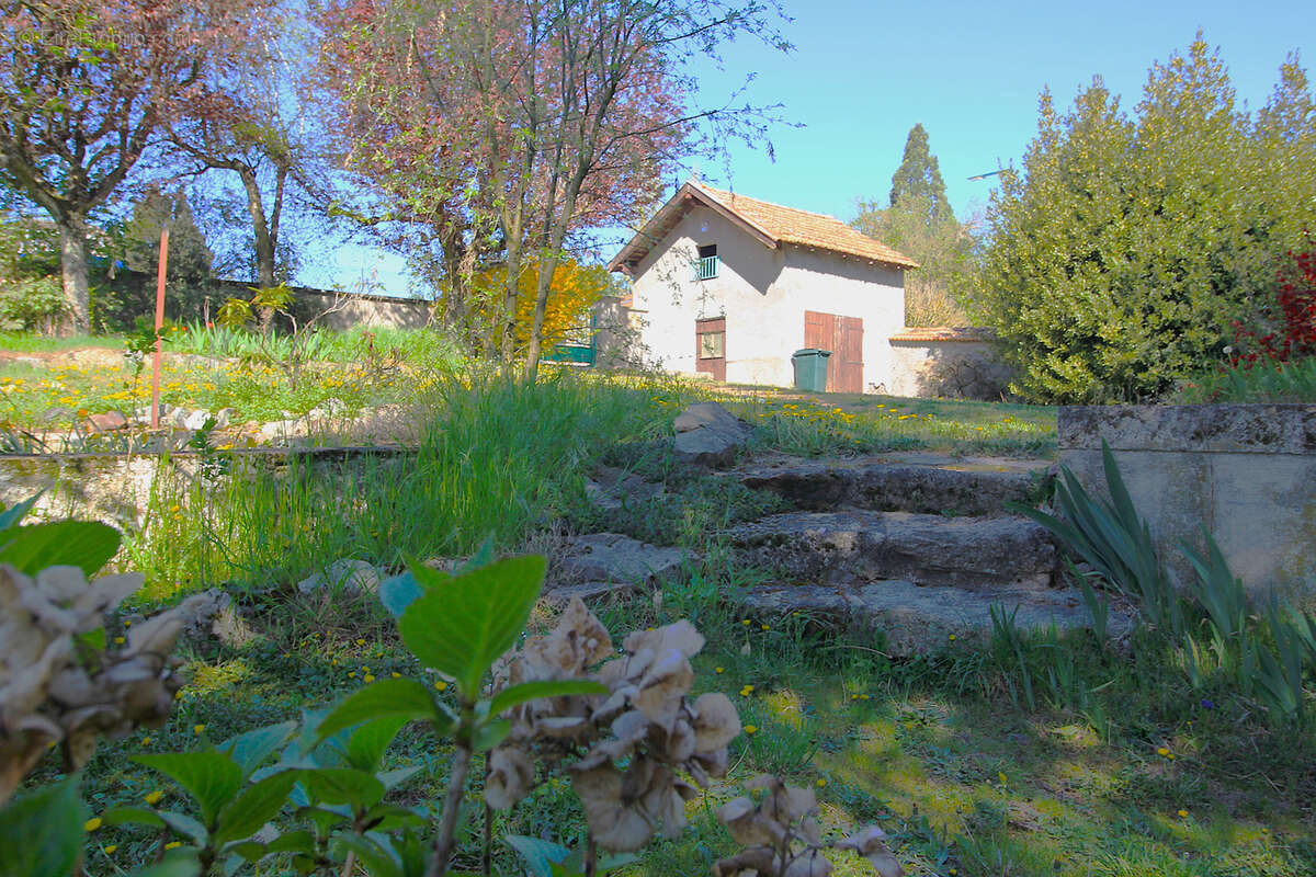 Maison à SAINT-GERMAIN-LAVAL
