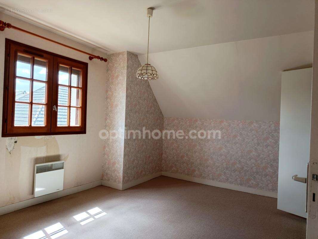 Maison plain-pied, 5 pièces, sous-sol, centre VILLERS BOCAGE (14310) - photo 15