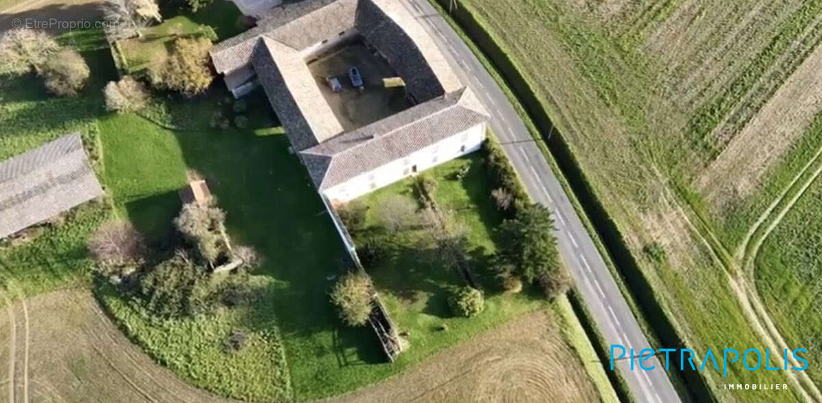 Maison à FRANCHELEINS