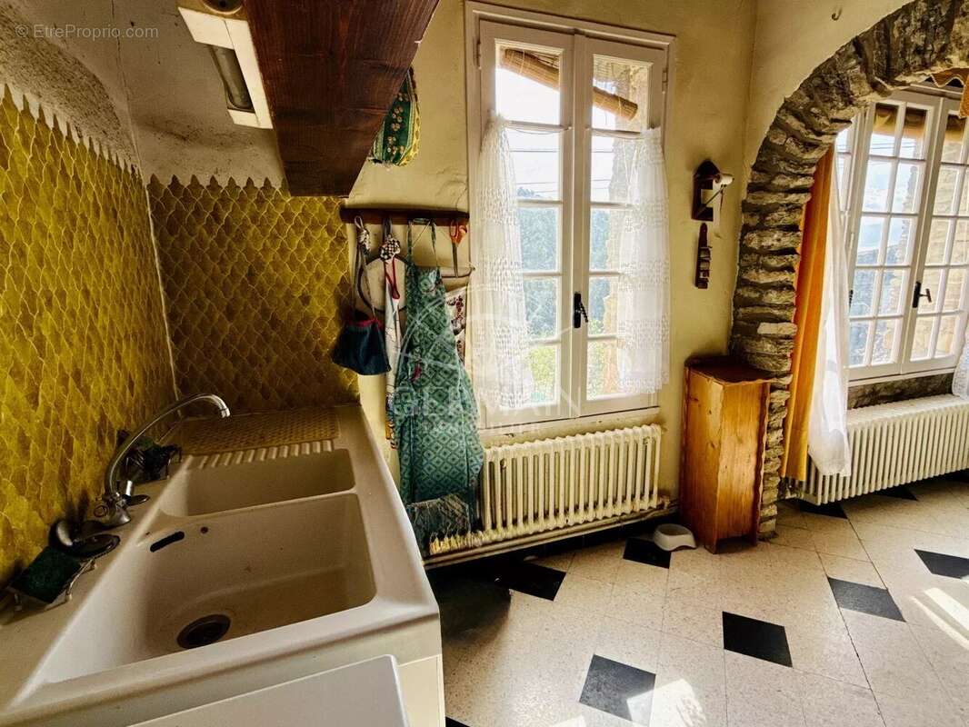 Maison à SAUMANE-DE-VAUCLUSE