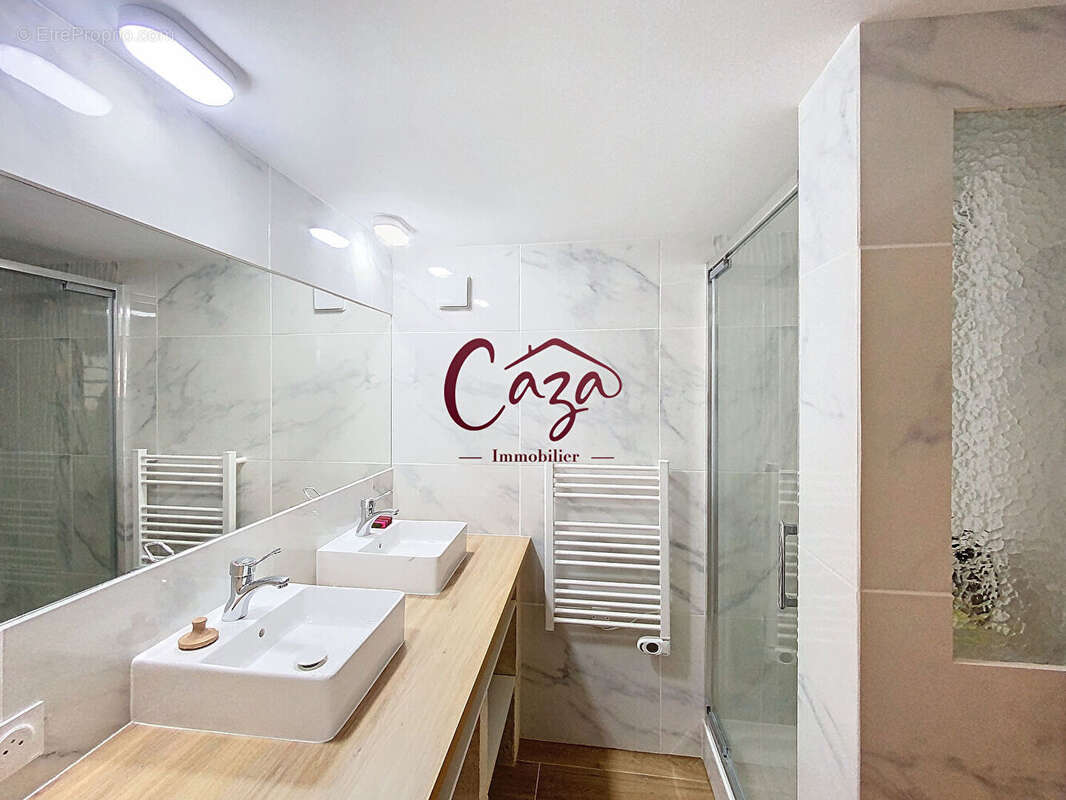 Maison à CAMBLANES-ET-MEYNAC