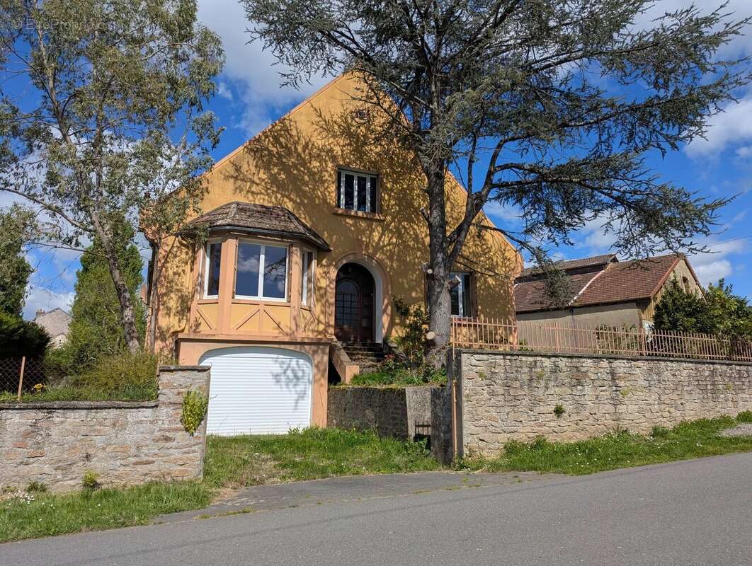 Maison à SAINT-BENOIT-DU-SAULT