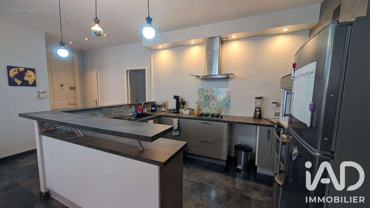 Appartement 79 m² à Saint-Etienne  - photo 8