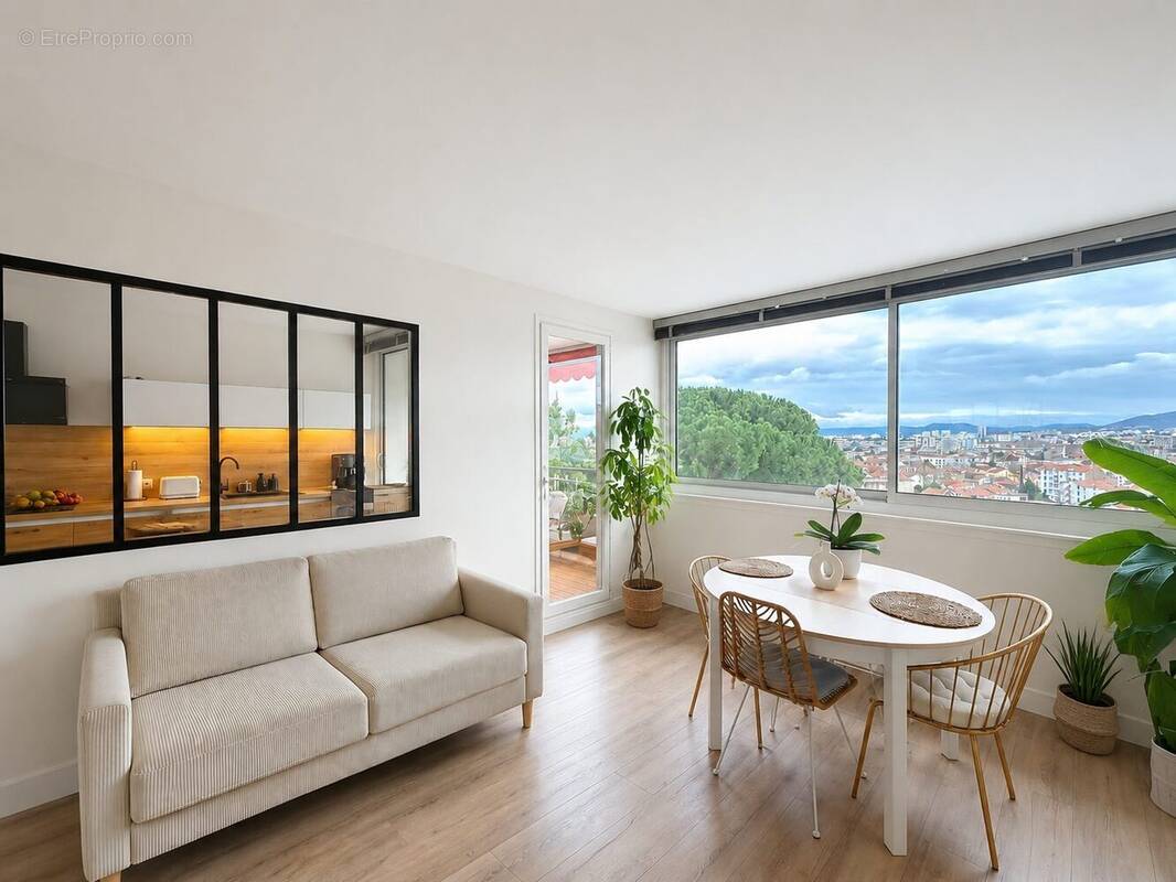 Appartement à CHAMALIERES