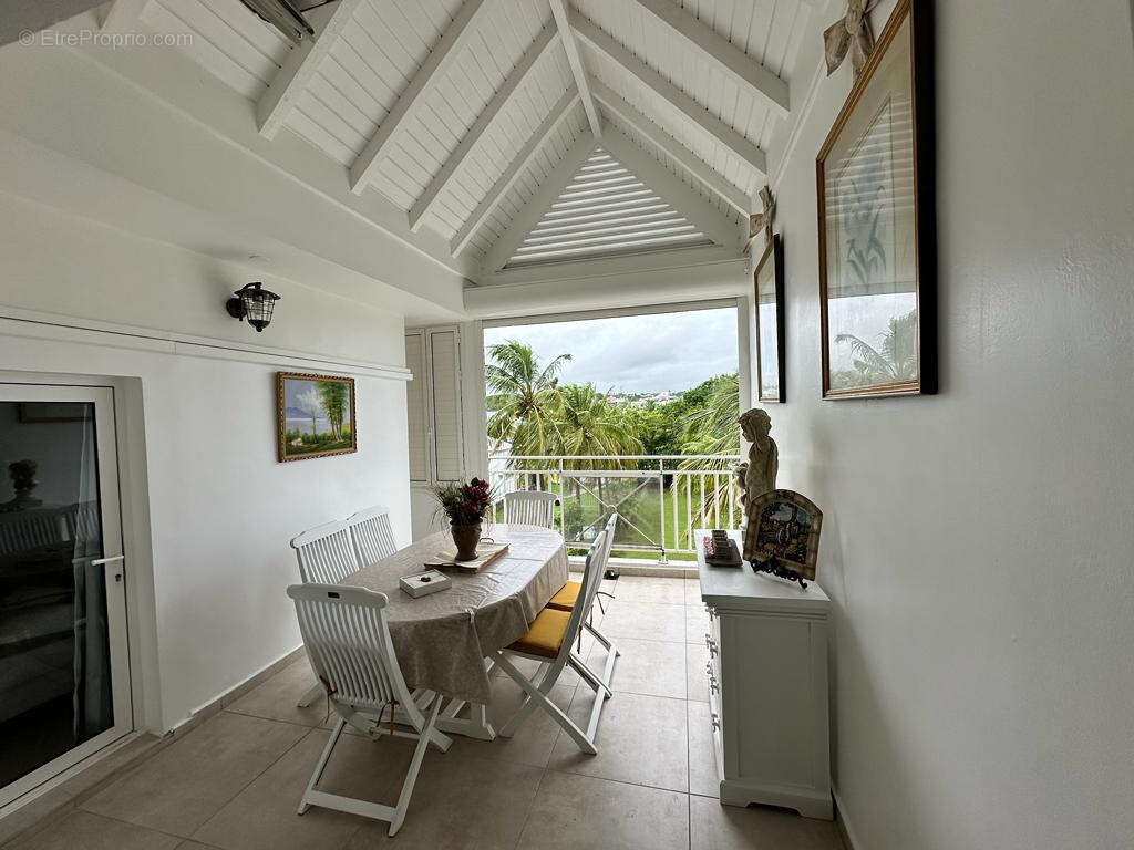 Appartement à SAINTE-ANNE