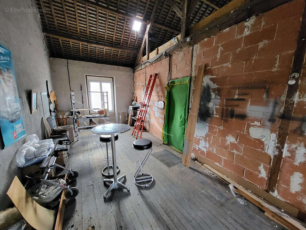 Maison à MARSAC-SUR-DON