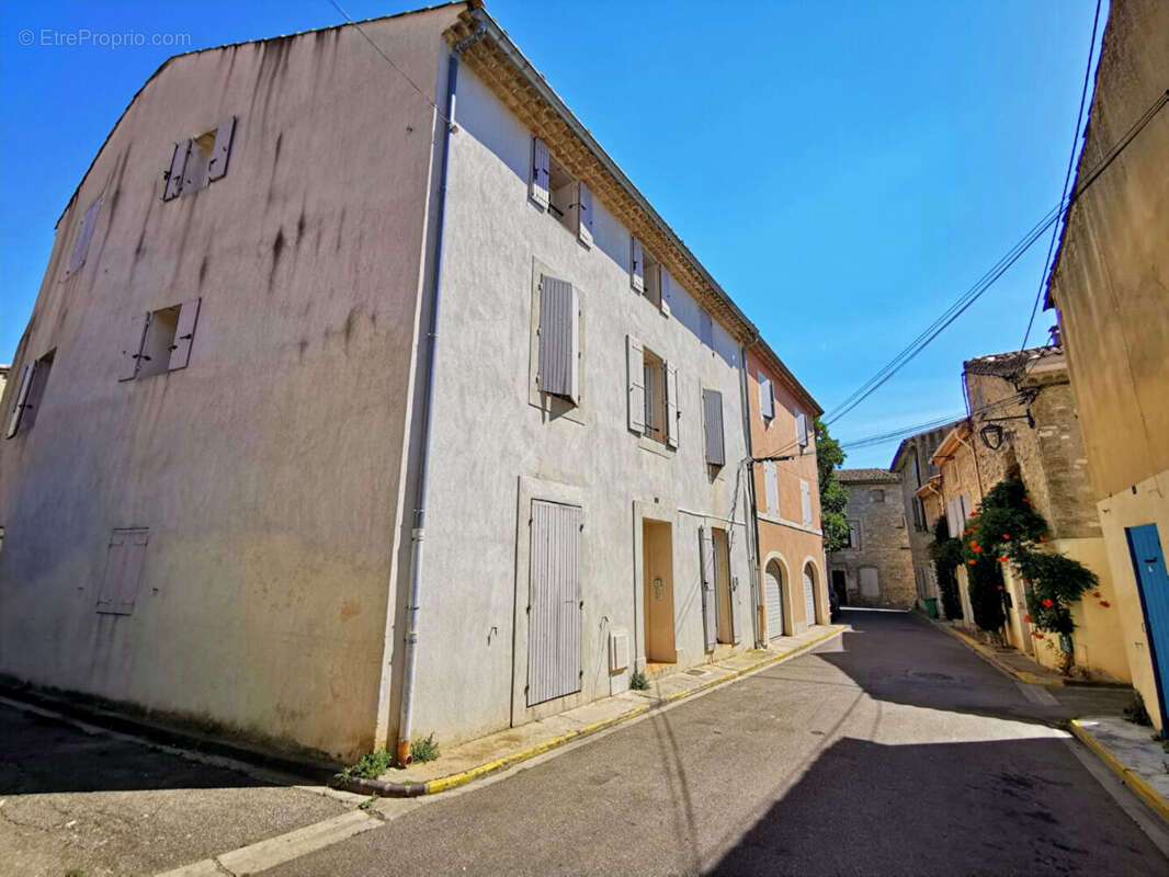Appartement à CAUMONT-SUR-DURANCE