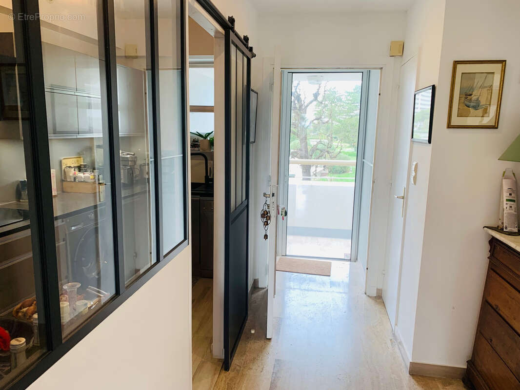 Appartement à VILLENEUVE-LOUBET