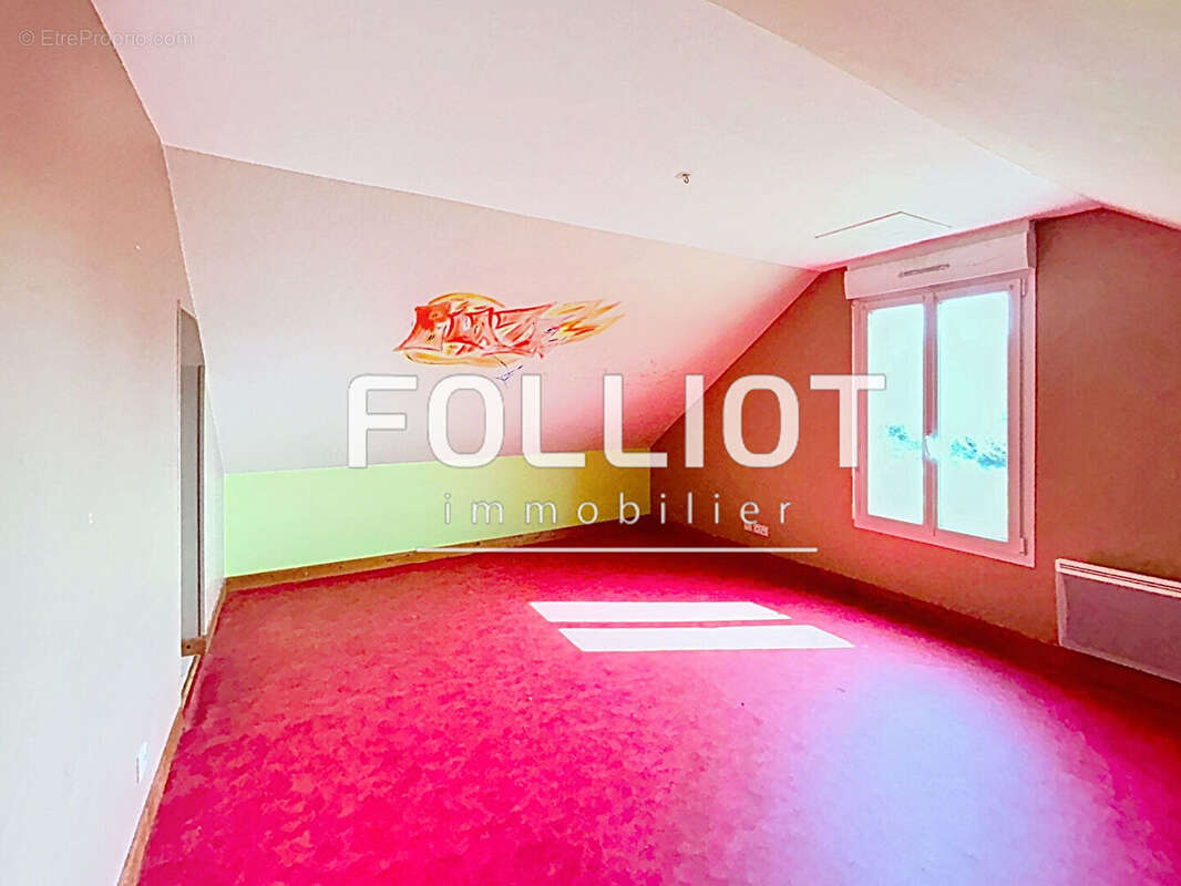 A vendre Maison en bon état avec vie de plain-pied et grand terrain - photo 11
