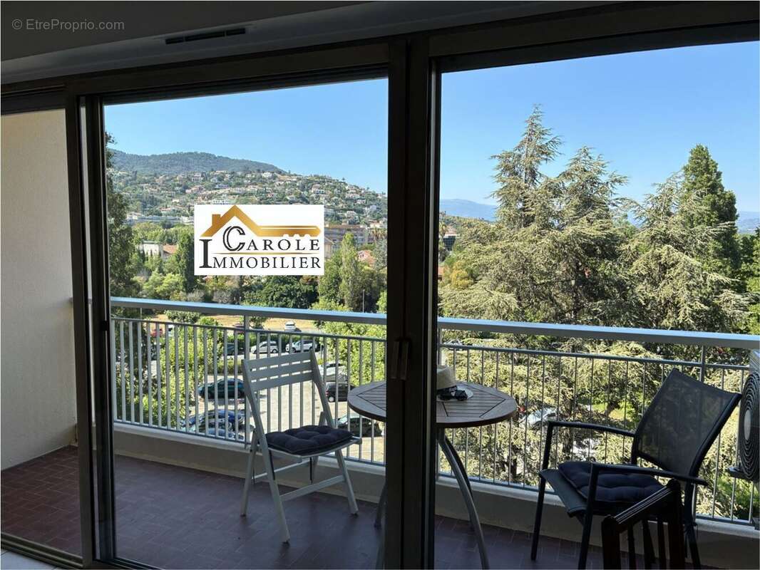 Appartement à MANDELIEU-LA-NAPOULE