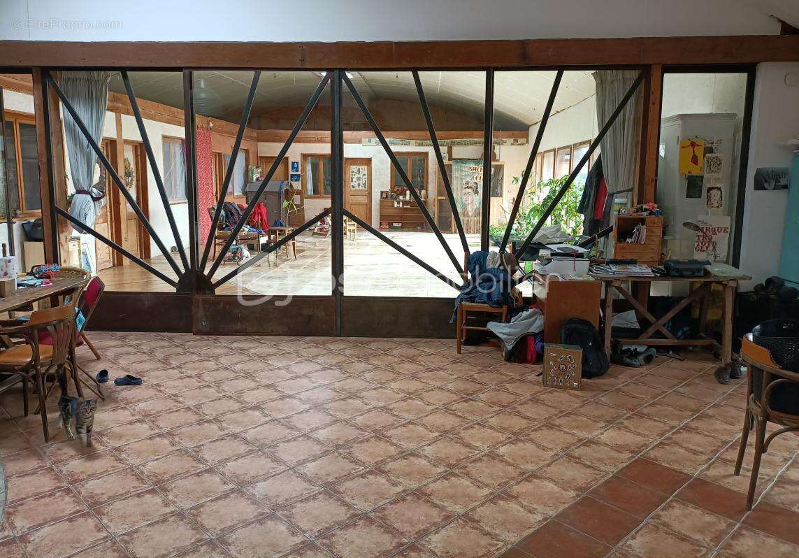 Appartement à SAINT-BAUZELY