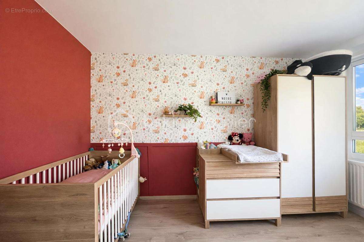 Appartement à SEREZIN-DU-RHONE