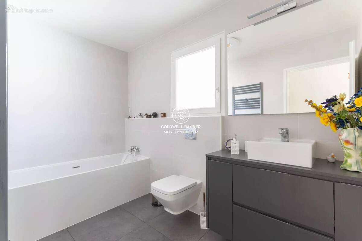Villa d'architecte - route des plages - photo 18