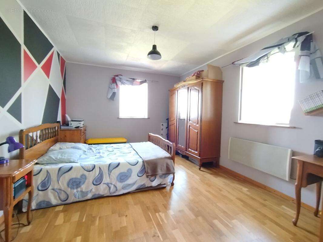 Maison à CHASSIGNOLLES