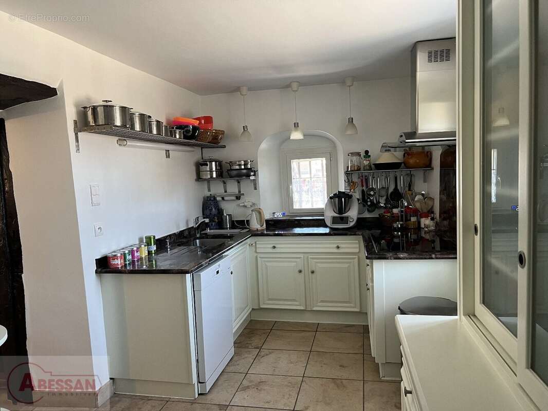 Maison à LES AVENIERES