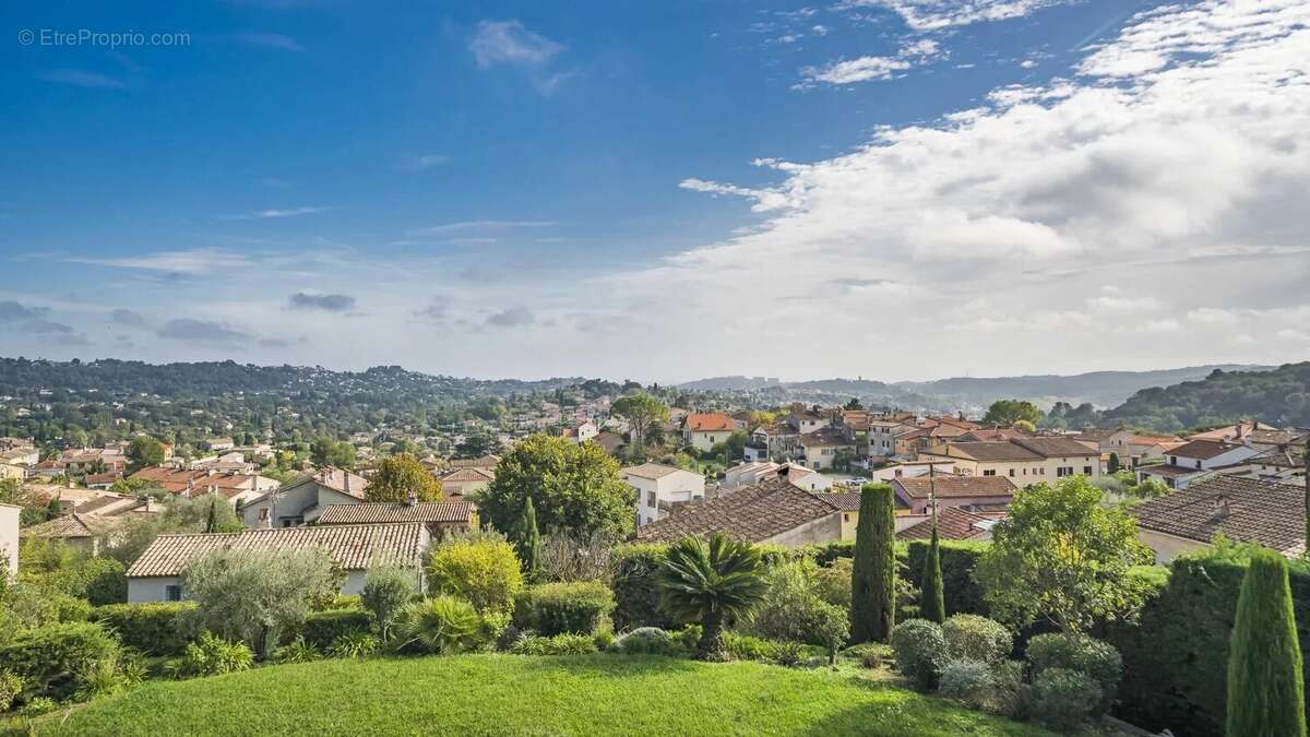 Maison à LA COLLE-SUR-LOUP