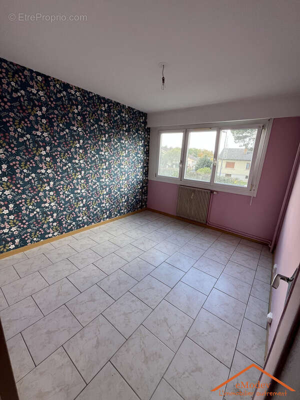 2ème chambre - Appartement à GOLBEY