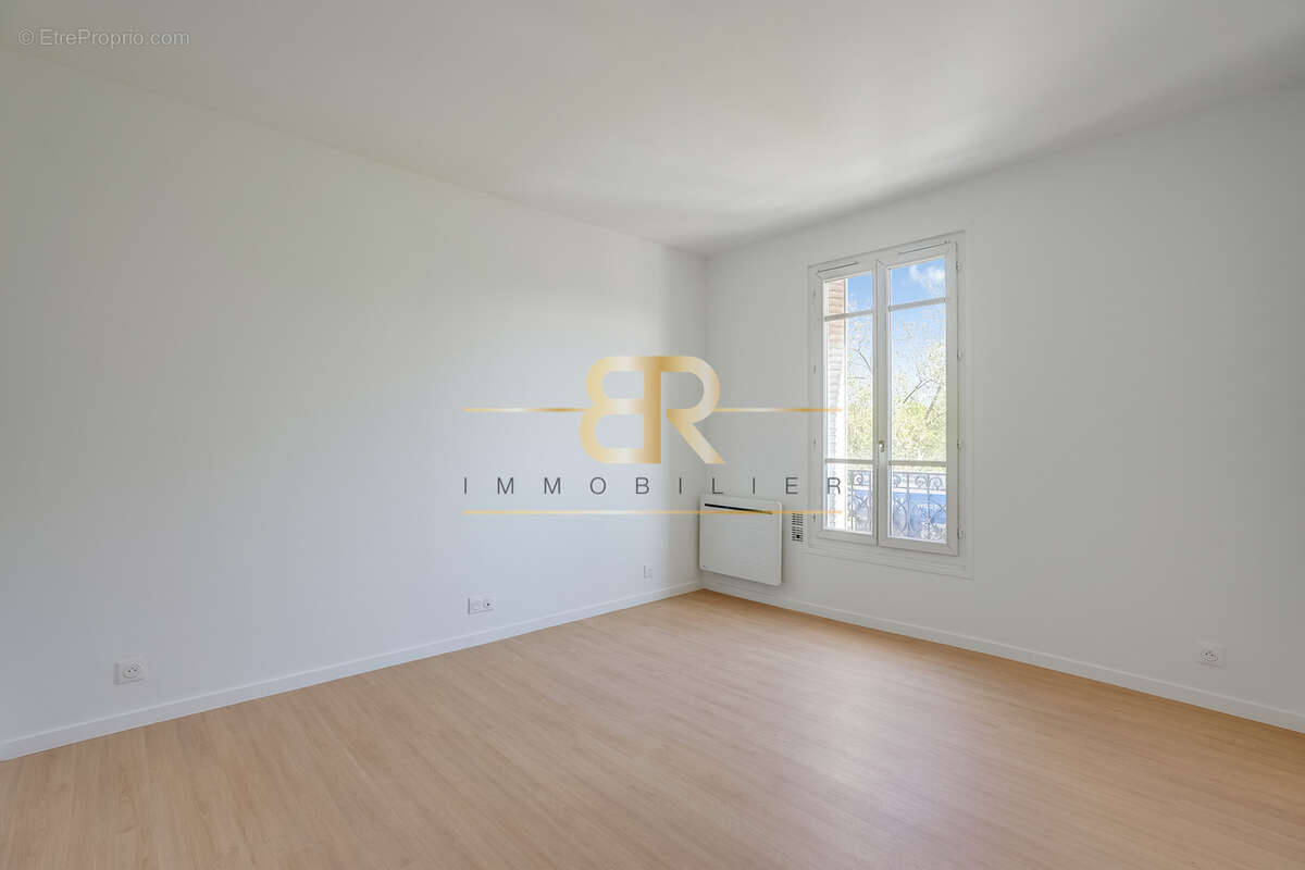 Appartement à GENNEVILLIERS