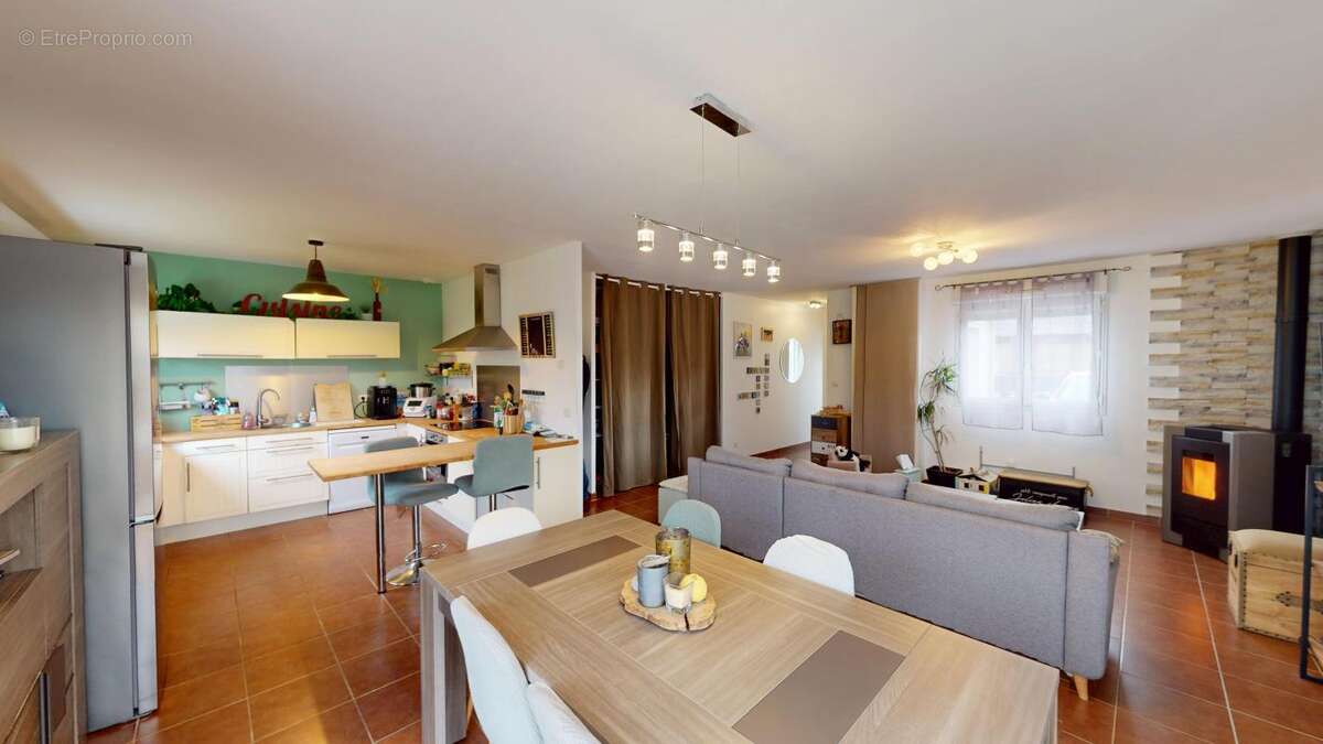 Maison à GUEUTTEVILLE-LES-GRES