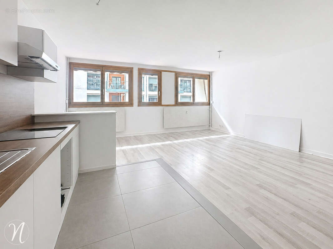 Appartement à SAINT-ETIENNE