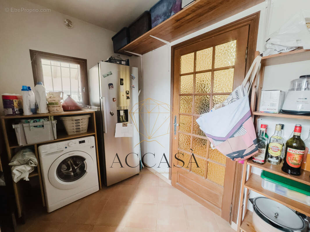Propriété avec dépendance sur grand terrain constructible à 5 min de la plage de Bonifacio - photo 24