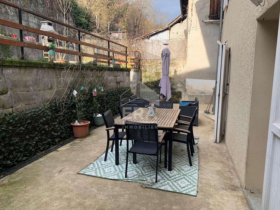 Maison à APPRIEU