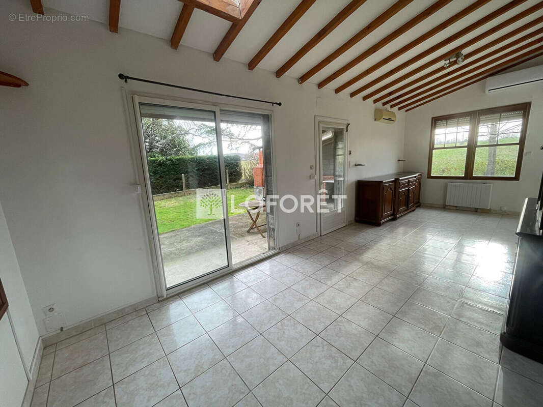 Maison à SAINT-MARTIN-D'OYDES