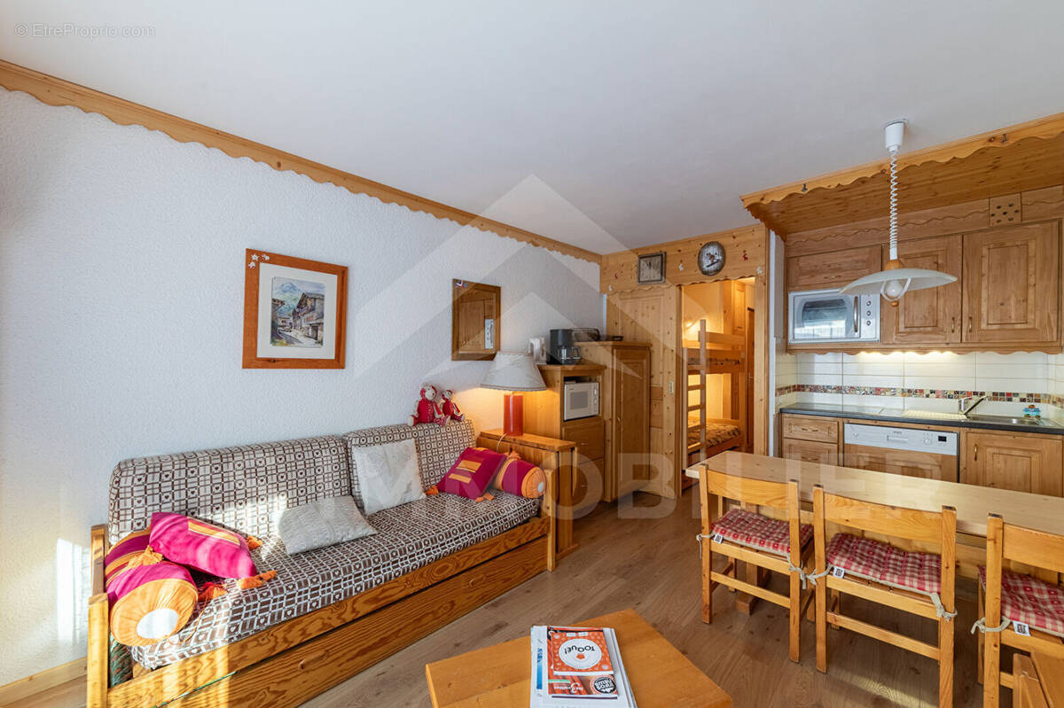 Appartement à LES ALLUES