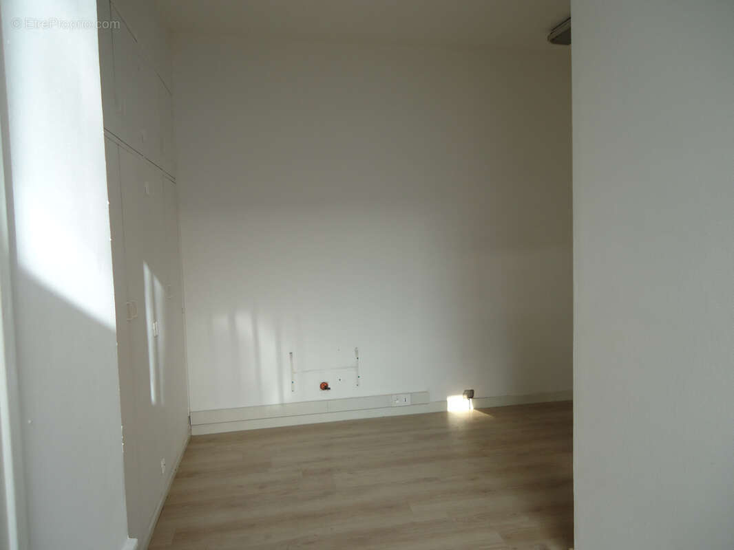 Local commercial Castelsarrasin - photo 3