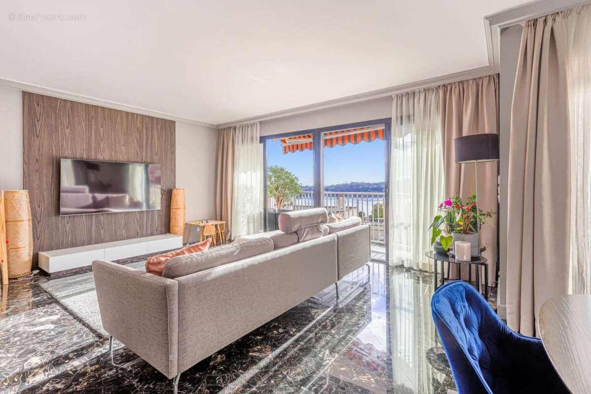 Appartement à VILLEFRANCHE-SUR-MER